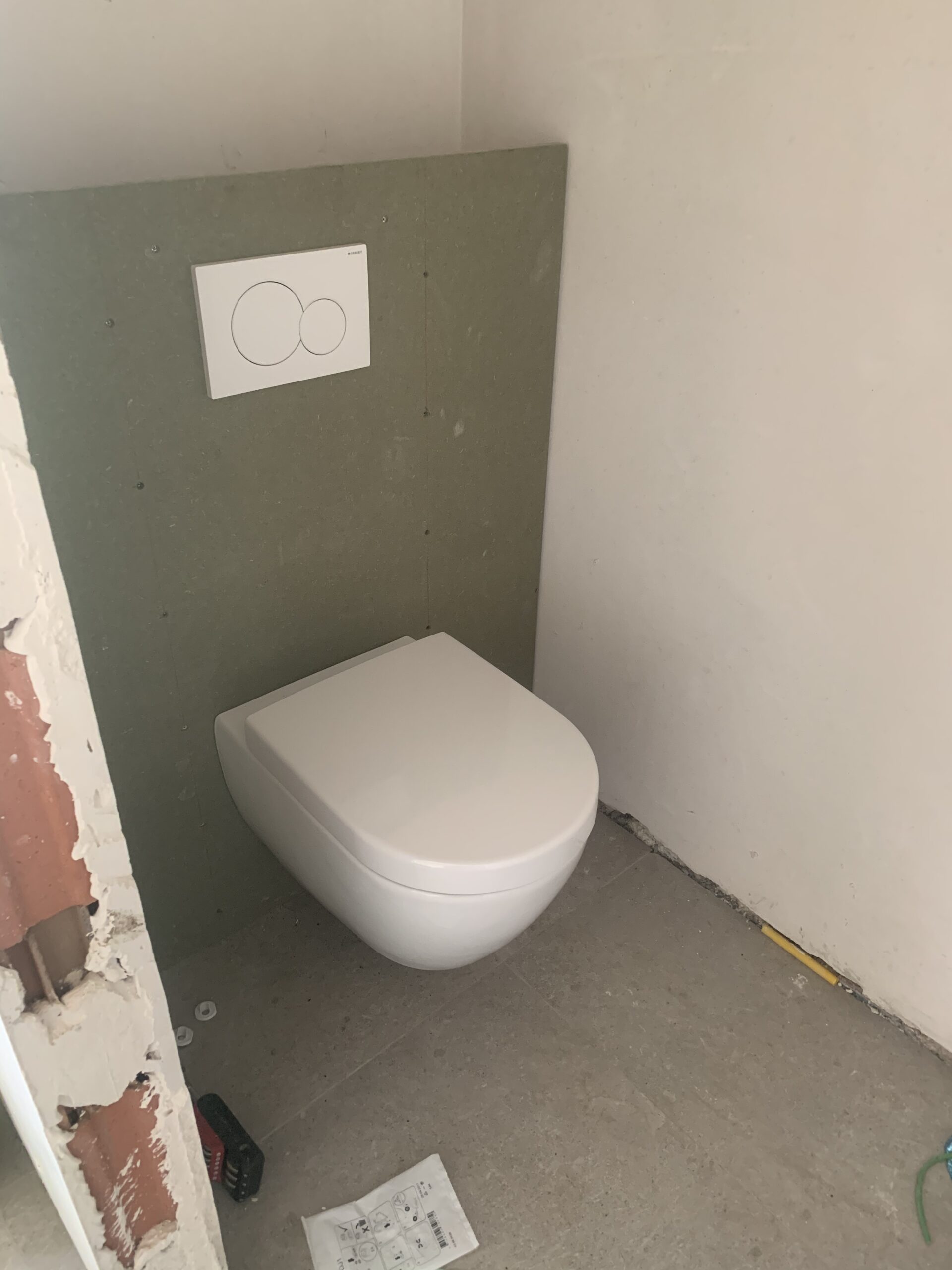 Afwerking hangtoilet